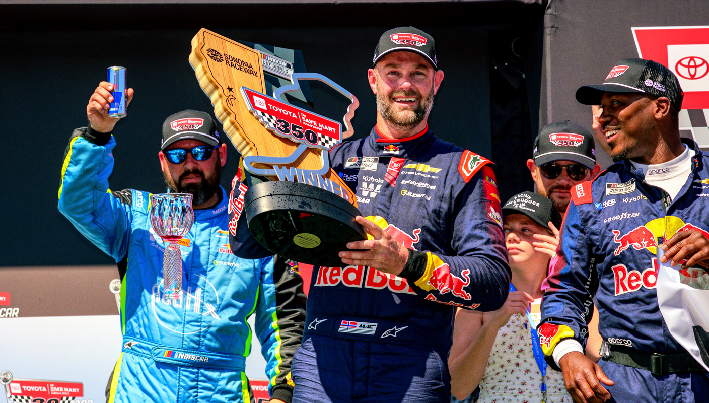 Shane van Gisbergen 逆袭夺冠背后的4大关键启示：金宝博贵宾厅 - 金宝博平台 在索诺玛的不可复制之路